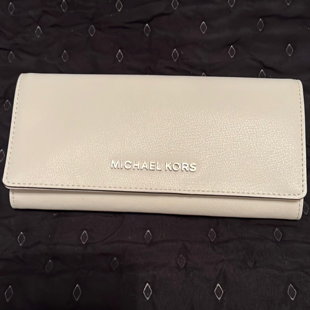 Michael Kors white wallet